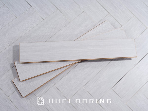 AC4 AC5 grey chevron laminate flooring AC4 AC5 grey chevron laminate flooring